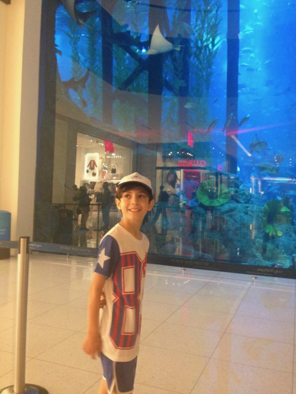 Lorenzo in front of the Dubai Aquarium